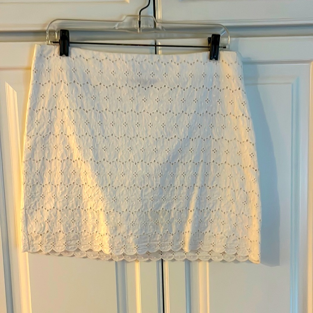 Lilly Pulitzer white Eyelet Skirt, size 8